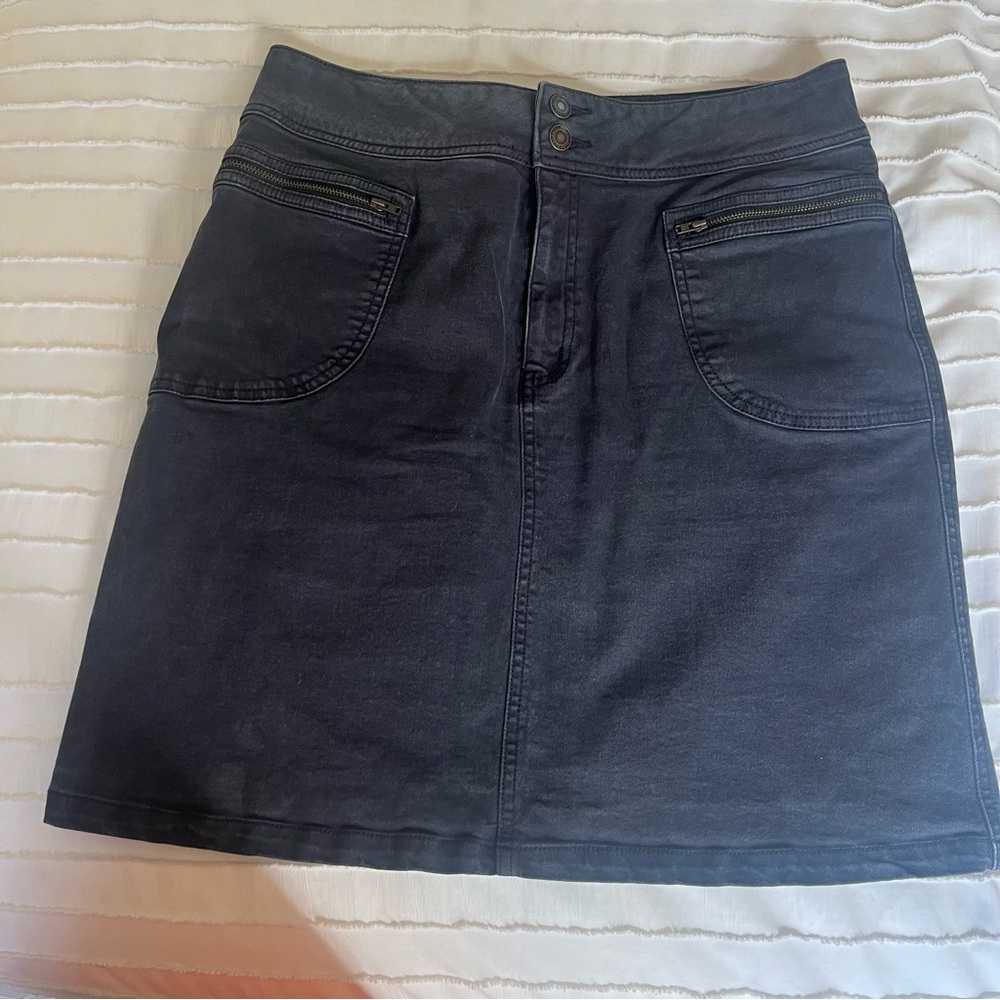 ✨LAST DAY BEFORE DONATION✨Prana Broadway Washed Black Mini Skirt